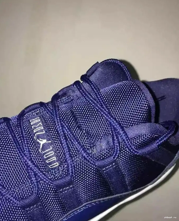 Authentic Air Navy Gum Jordan Low 11 0519